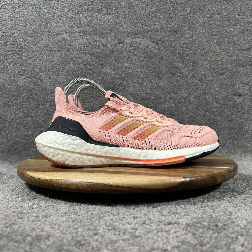 Adidas UltraBoost 22 Heat.RDY Women’s Size 6 Pink Athletic Running Shoes Used